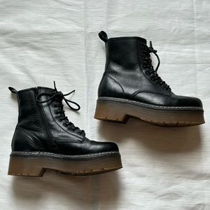 Roolee Elvis Boots Size 7 / 7.5